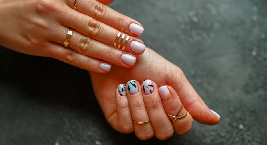 nail styling